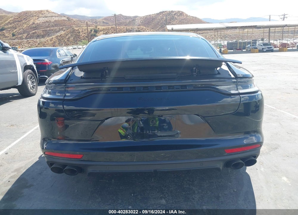 2023 PORSCHE PANAMERA 4/4 PLATINUM EDITION/PLATINUM EDITION VIN: WP0AJ2A76PL101805