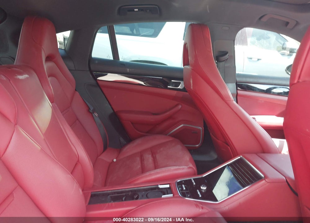 2023 PORSCHE PANAMERA 4/4 PLATINUM EDITION/PLATINUM EDITION VIN: WP0AJ2A76PL101805