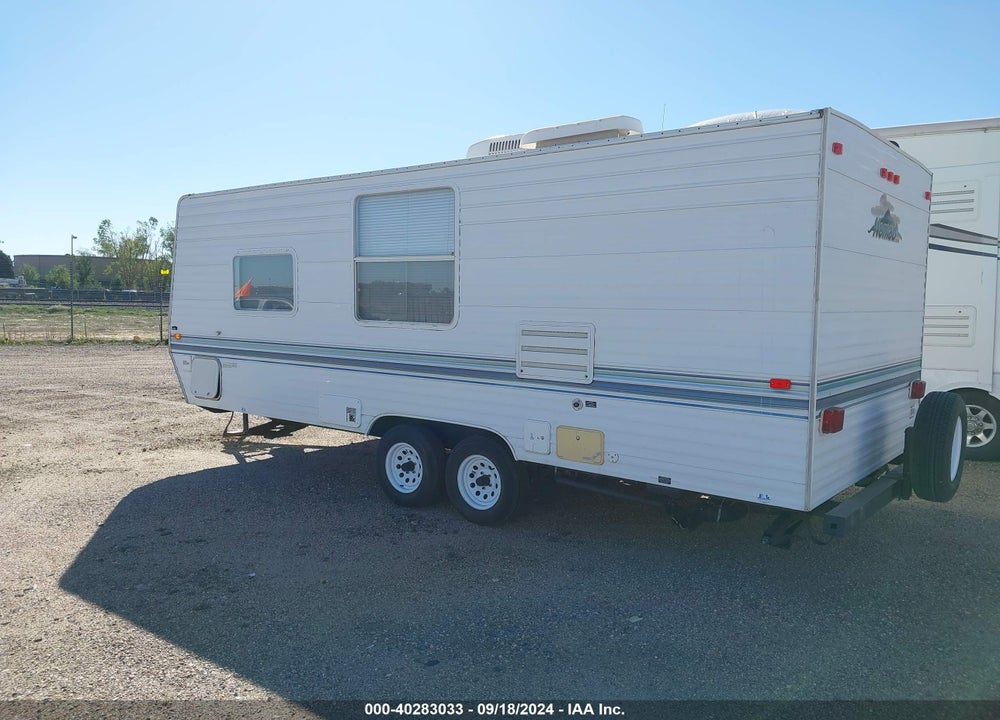 2001 NOMAD CAMPER TRAILER VIN: 1SN200K211B000532