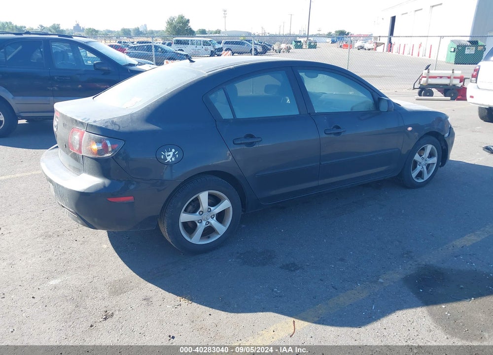 2005 MAZDA 3 I VIN: JM1BK12F851267852