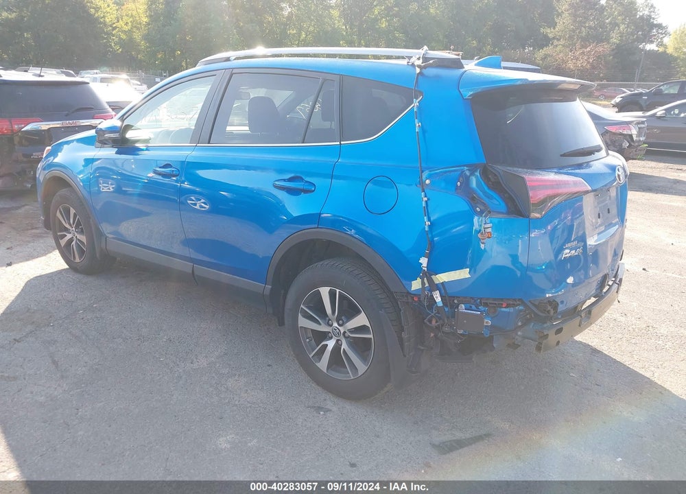 2018 TOYOTA RAV4 XLE VIN: 2T3RFREV3JW837871