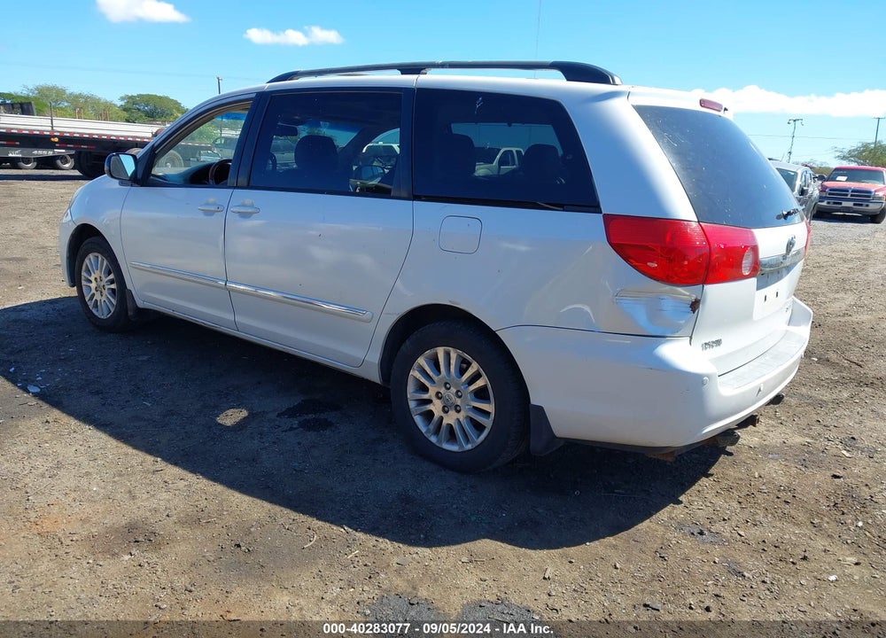 2008 TOYOTA SIENNA LIMITED VIN: 5TDBK22C98S020584