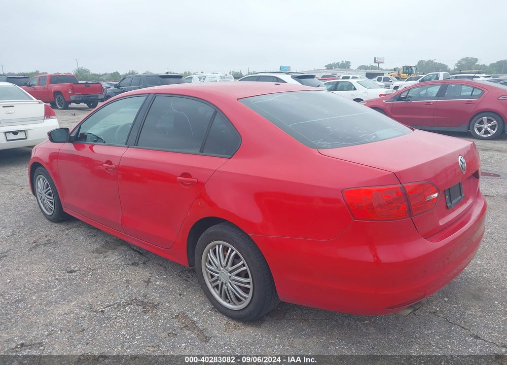2012 VOLKSWAGEN JETTA 2.5L SE VIN: 3VWDP7AJ9CM389667