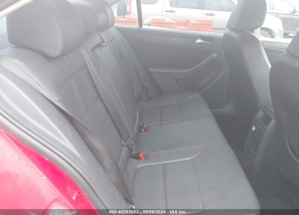 2012 VOLKSWAGEN JETTA 2.5L SE VIN: 3VWDP7AJ9CM389667