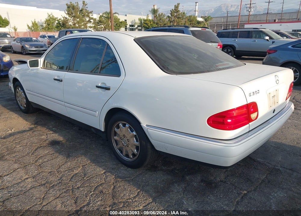 1999 MERCEDES-BENZ E 320 VIN: WDBJF65H6XA747223