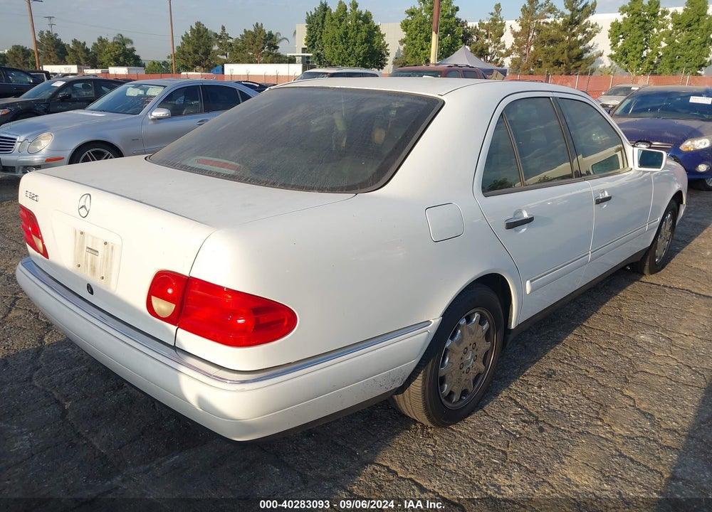 1999 MERCEDES-BENZ E 320 VIN: WDBJF65H6XA747223