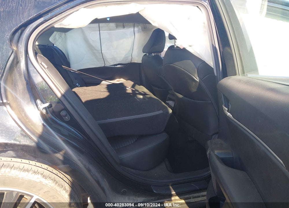 2021 TOYOTA CAMRY SE VIN: 4T1G11AK2MU576085
