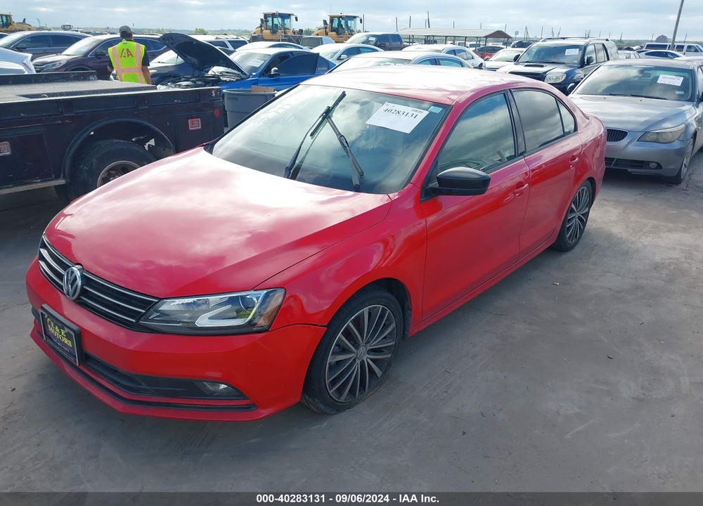 2017 VOLKSWAGEN JETTA 1.8T SPORT VIN: 3VWD17AJXHM391887