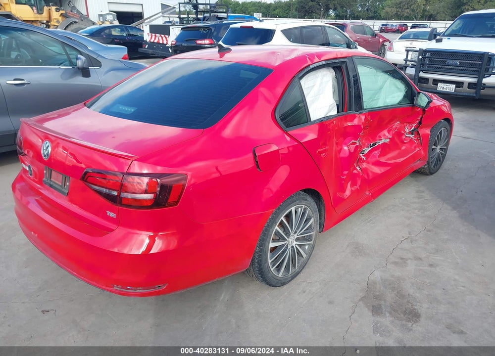 2017 VOLKSWAGEN JETTA 1.8T SPORT VIN: 3VWD17AJXHM391887