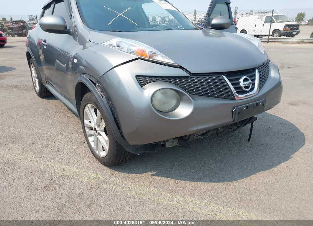 2014 NISSAN JUKE S VIN: JN8AF5MR5ET452268