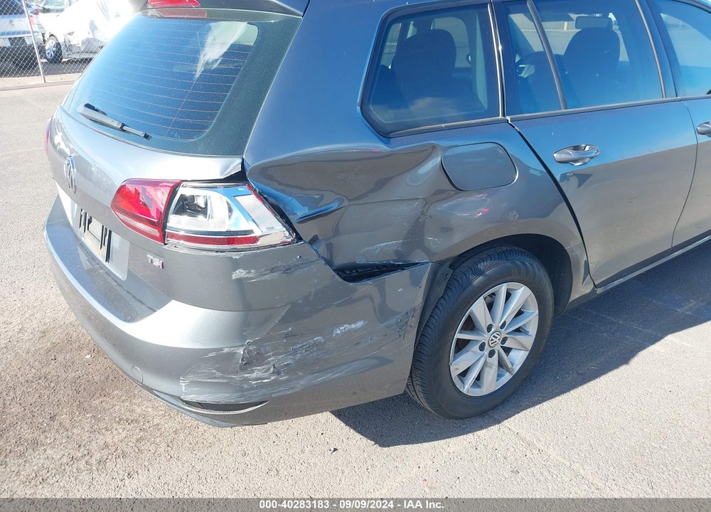 2015 VOLKSWAGEN GOLF SPORTWAGEN TSI S 4-DOOR VIN: 3VWC17AU2FM502774