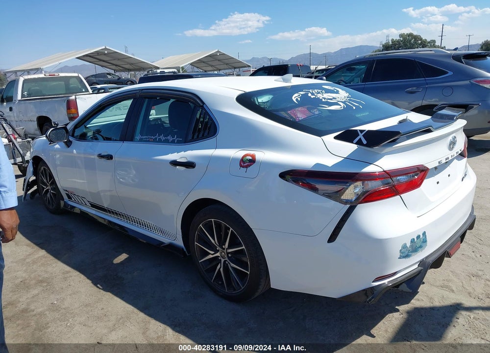 2021 TOYOTA CAMRY SE VIN: 4T1G11AK4MU427497