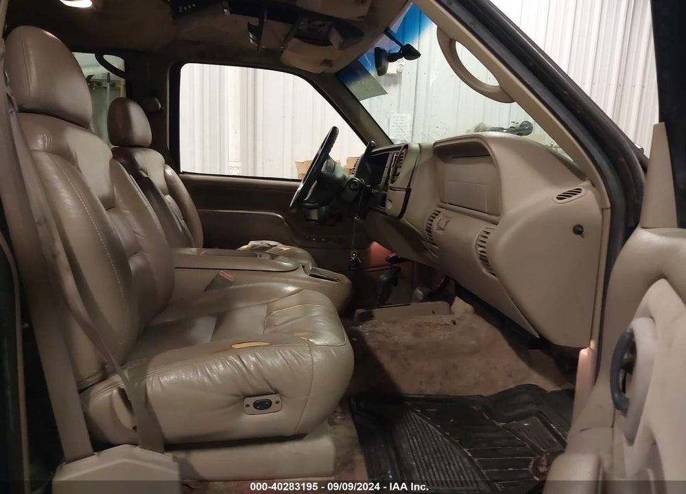 1997 CHEVROLET TAHOE LS VIN: 1GNEK13R7VJ406687