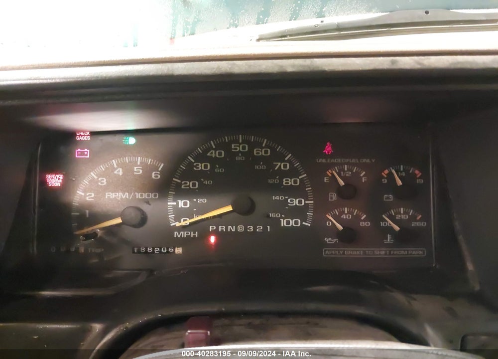 1997 CHEVROLET TAHOE LS VIN: 1GNEK13R7VJ406687