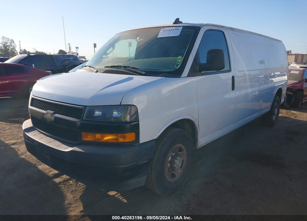2018 CHEVROLET EXPRESS 2500 VIN: 1GCWGBFP2J1333818