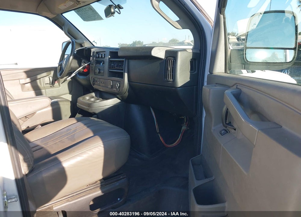 2018 CHEVROLET EXPRESS 2500 VIN: 1GCWGBFP2J1333818