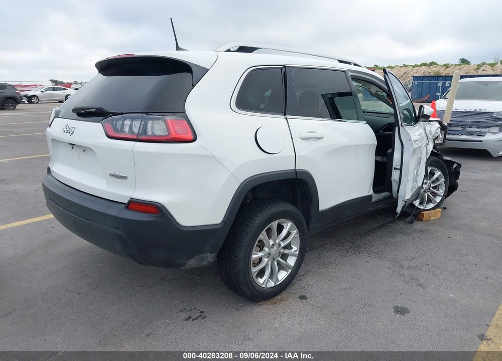 2019 JEEP CHEROKEE LATITUDE FWD VIN: 1C4PJLCB9KD176695