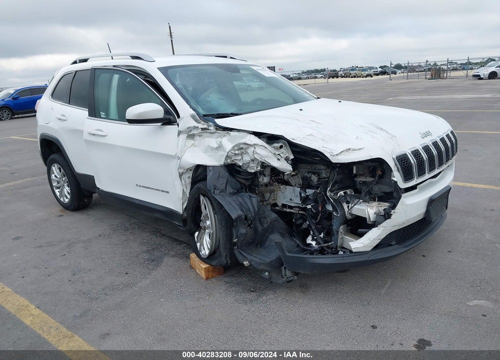 2019 JEEP CHEROKEE LATITUDE FWD VIN: 1C4PJLCB9KD176695