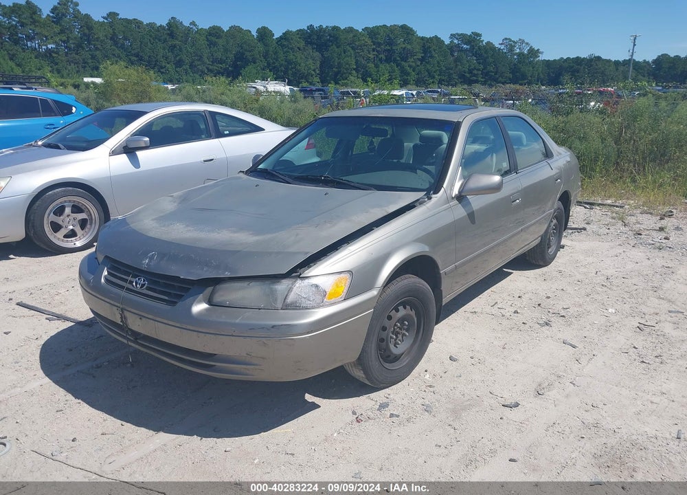 1997 TOYOTA CAMRY LE VIN: JT2BG22K7V0016131