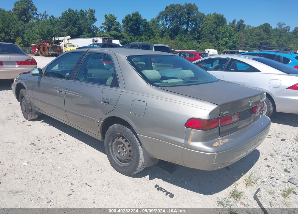 1997 TOYOTA CAMRY LE VIN: JT2BG22K7V0016131