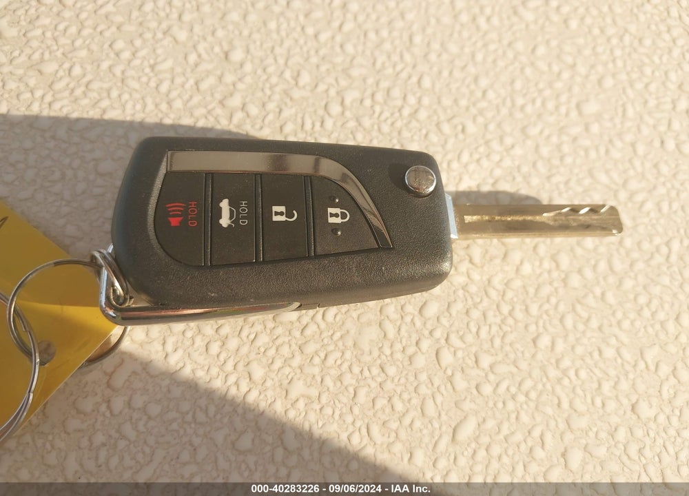 2023 TOYOTA COROLLA LE VIN: 5YFB4MDE7PP060268