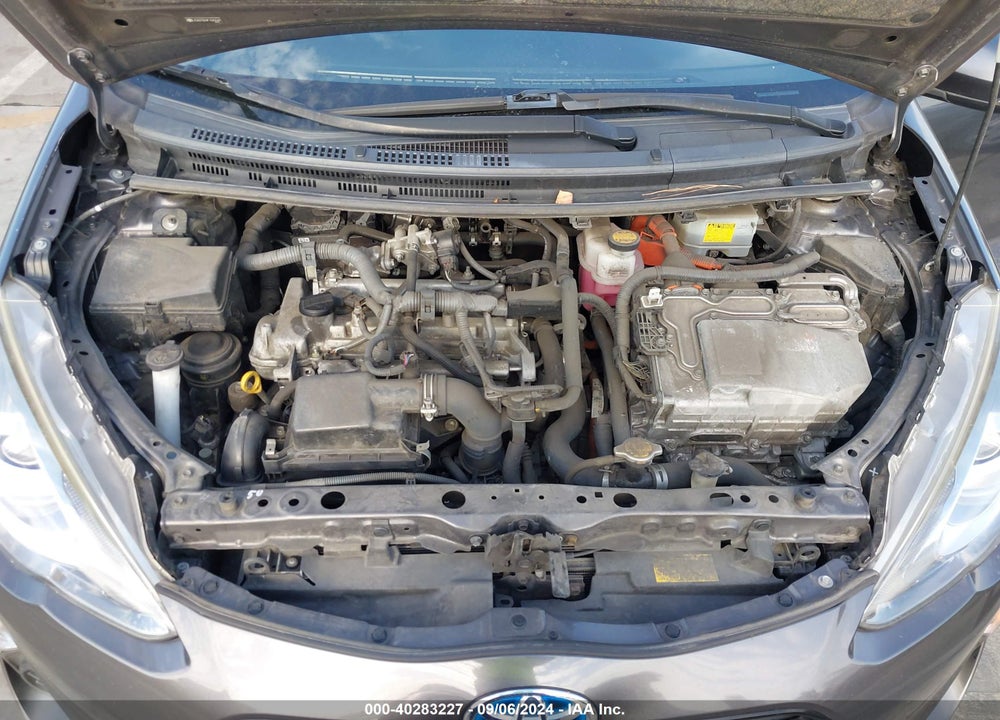 2015 TOYOTA PRIUS C THREE VIN: JTDKDTB34F1583049