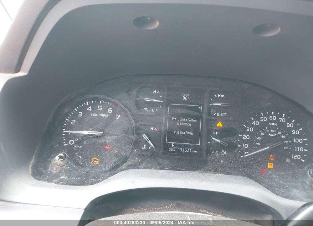 2018 TOYOTA TUNDRA SR 4.6L V8 VIN: 5TFRM5F10JX124478