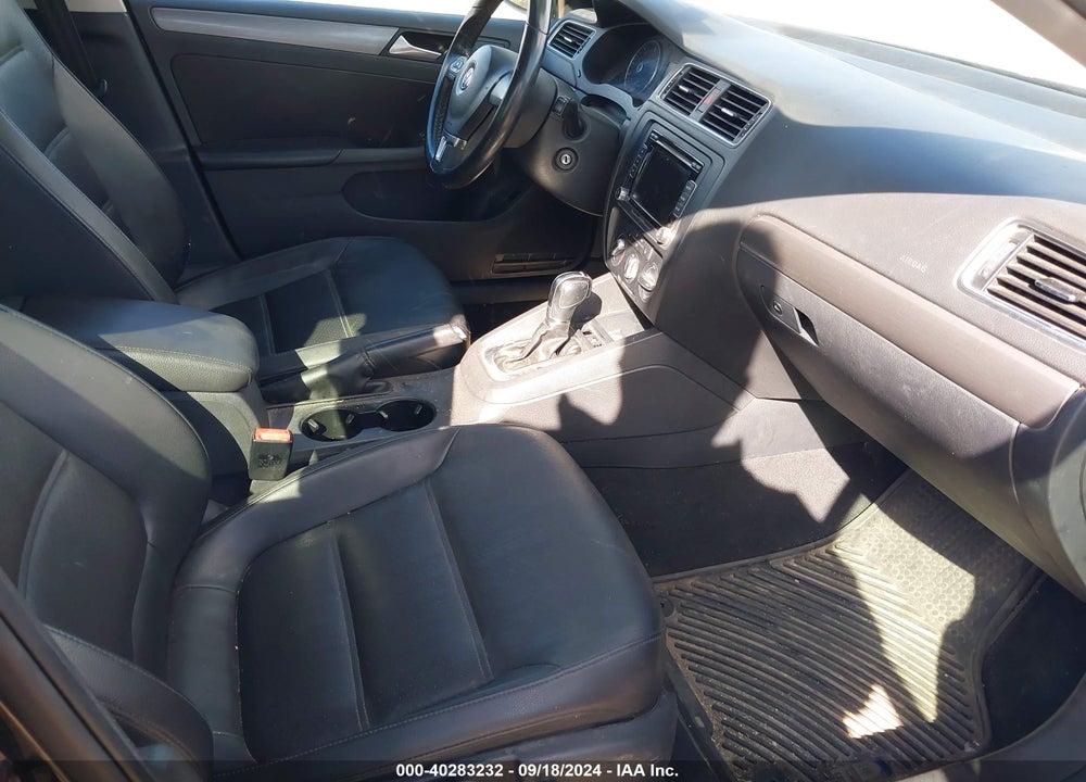 2013 VOLKSWAGEN JETTA 2.0L TDI VIN: 3VWLL7AJ0DM259866