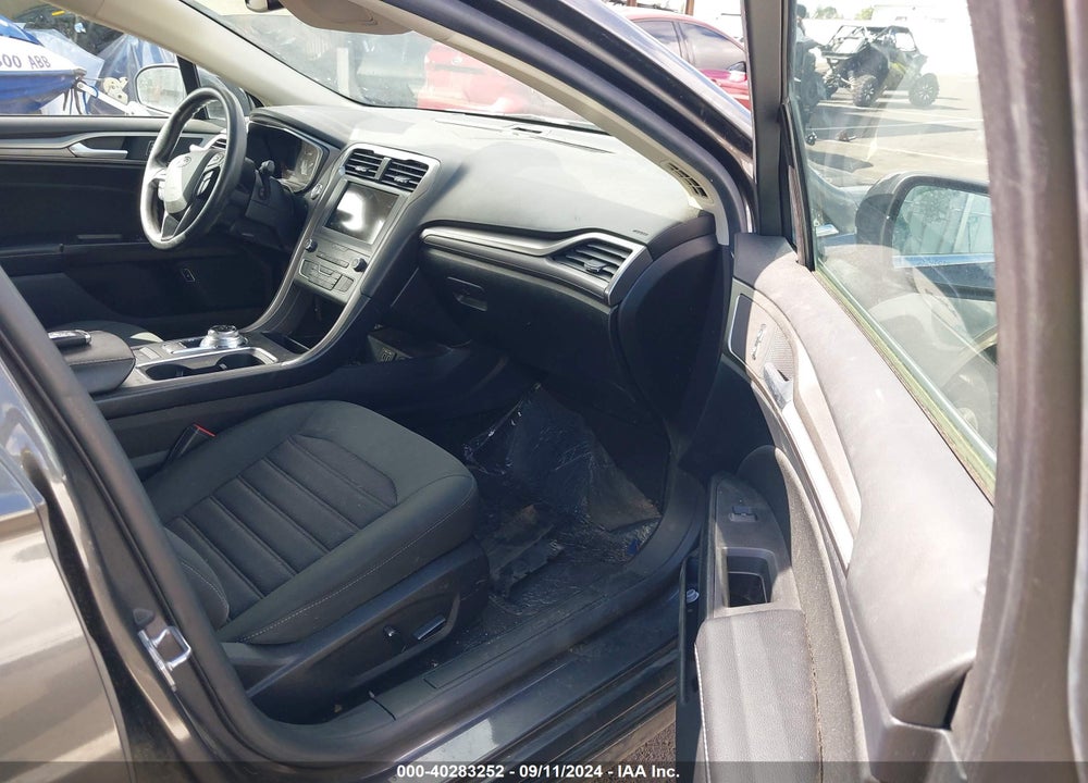 2019 FORD FUSION HYBRID SE VIN: 3FA6P0LU2KR225646