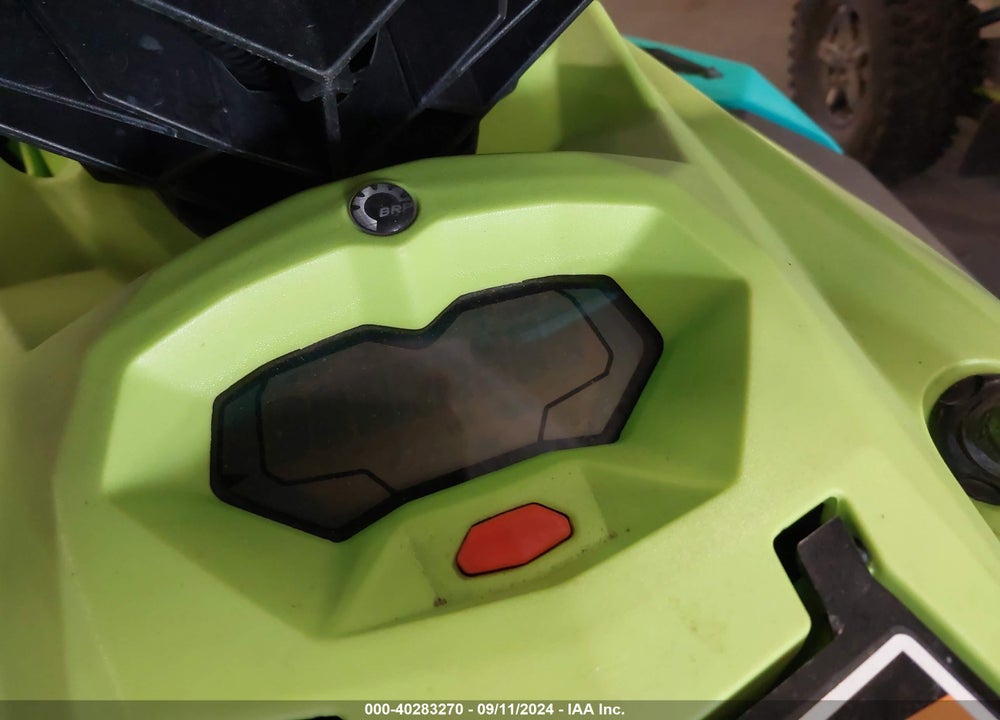 2022 SEADOO SPARK VIN: YDV01272C222