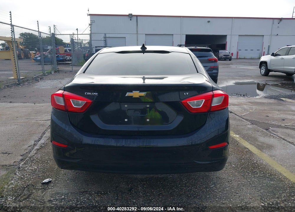 2019 CHEVROLET CRUZE LT VIN: 1G1BE5SM3K7144510