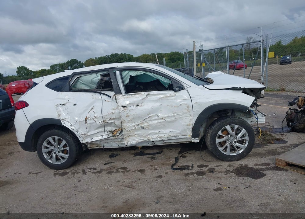 2019 HYUNDAI TUCSON SE VIN: KM8J2CA41KU912354