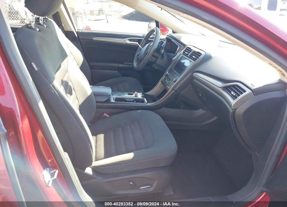 2017 FORD FUSION SE VIN: 3FA6P0HD0HR277469