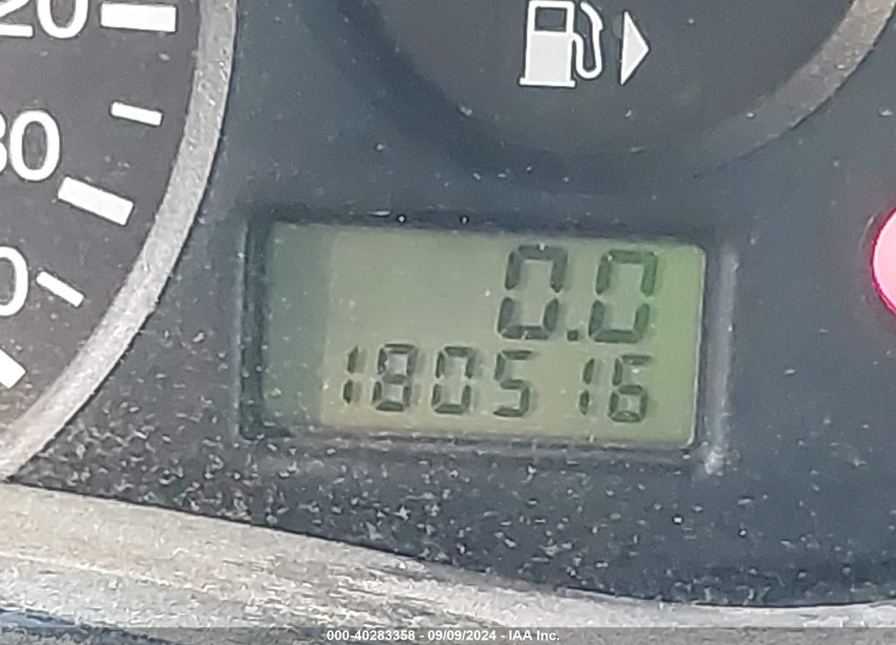 2002 FORD FOCUS LX VIN: 1FAFP33P72W245142