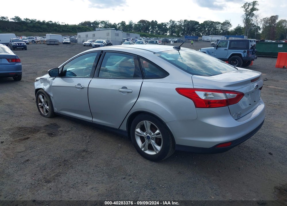2014 FORD FOCUS SE VIN: 1FADP3F24EL344689