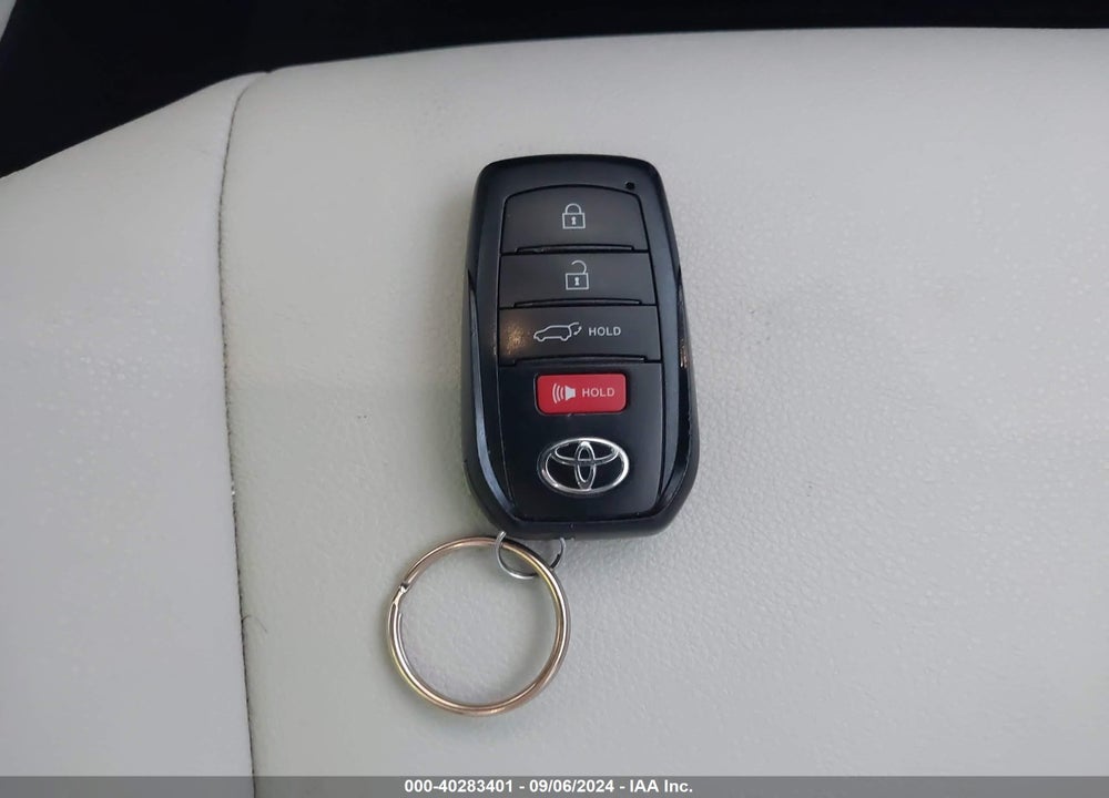 2023 TOYOTA COROLLA CROSS XLE VIN: 7MUDAAAG4PV072560