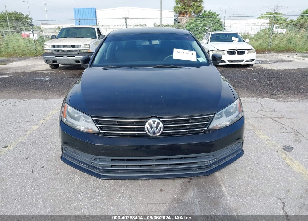 2015 VOLKSWAGEN JETTA 1.8T SE VIN: 3VWD17AJ7FM240843