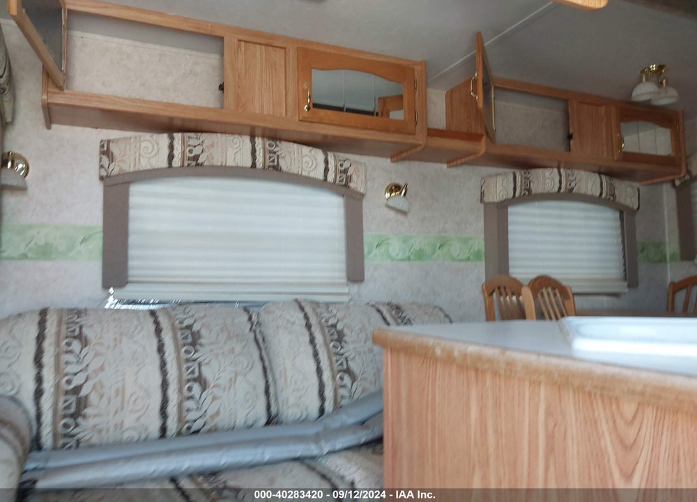 2005 CEDAR CREEK OTHER VIN: 4X4FCRE255P190662