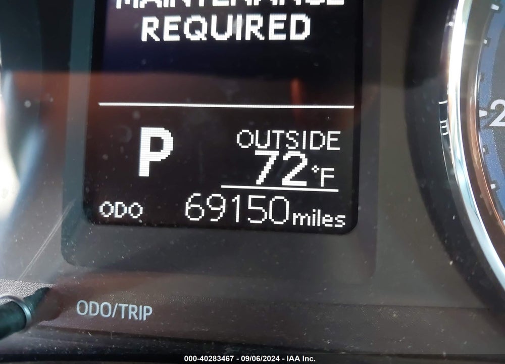 2018 TOYOTA COROLLA LE VIN: 2T1BURHE9JC111302