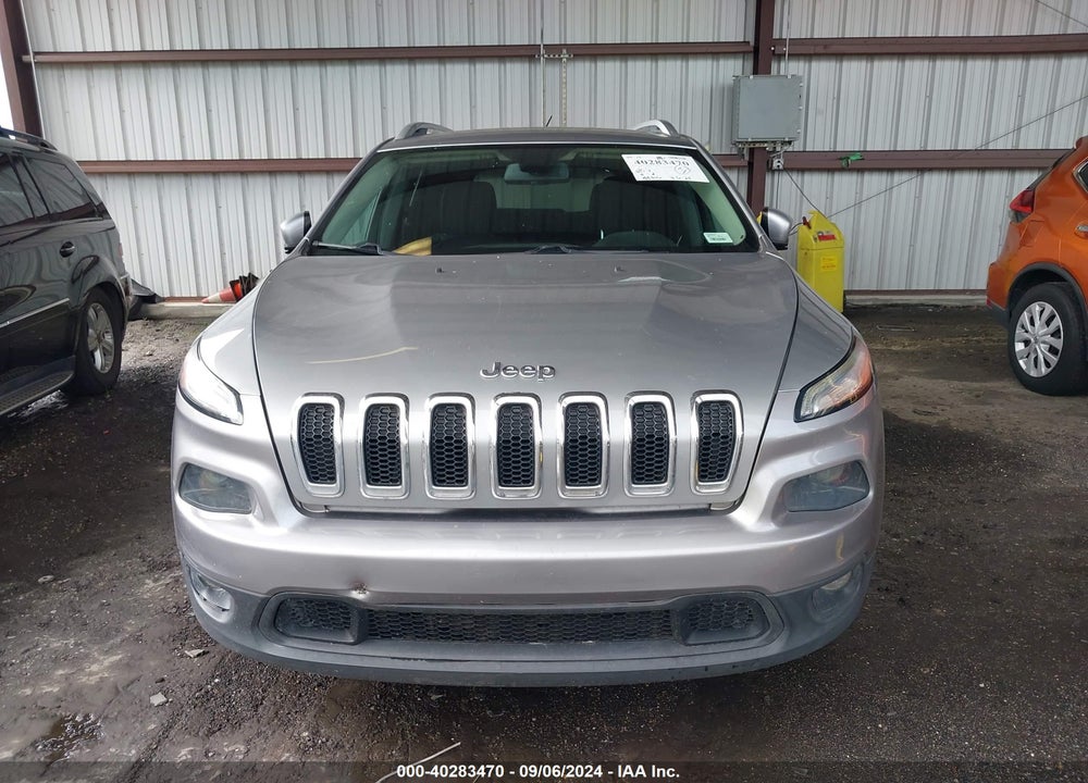 2017 JEEP CHEROKEE LATITUDE FWD VIN: 1C4PJLCB6HW645173
