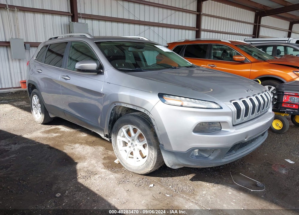 2017 JEEP CHEROKEE LATITUDE FWD VIN: 1C4PJLCB6HW645173