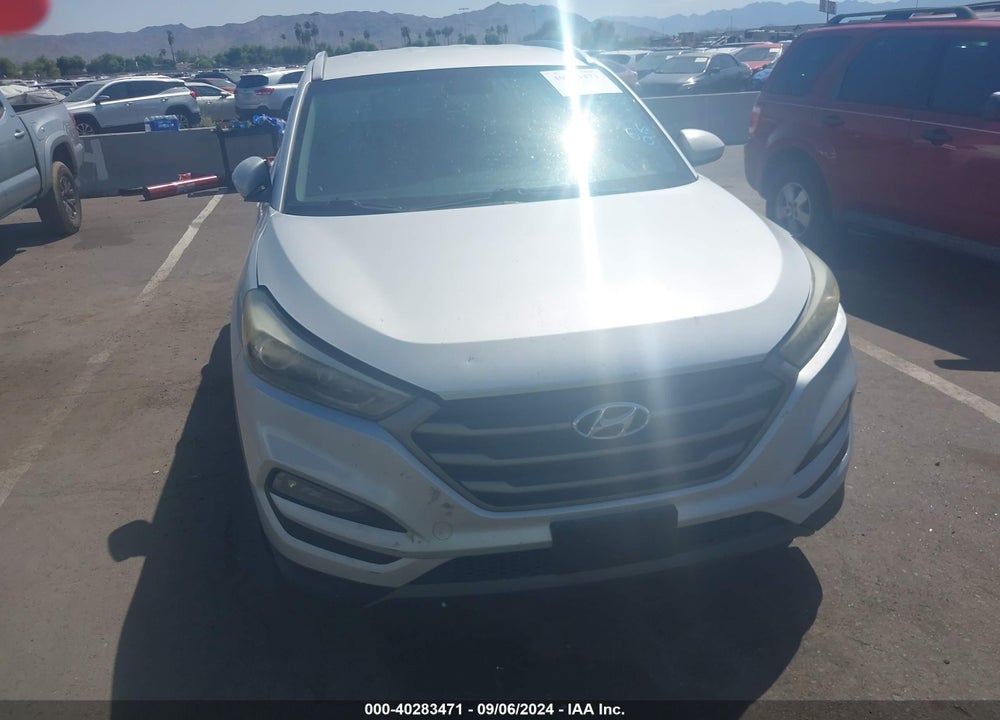 2016 HYUNDAI TUCSON SPORT VIN: KM8J33A24GU077353