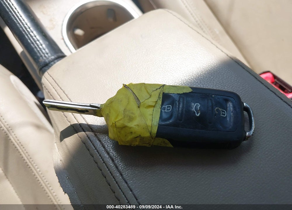 2013 VOLKSWAGEN BEETLE 2.5L VIN: 3VWJX7AT1DM679522