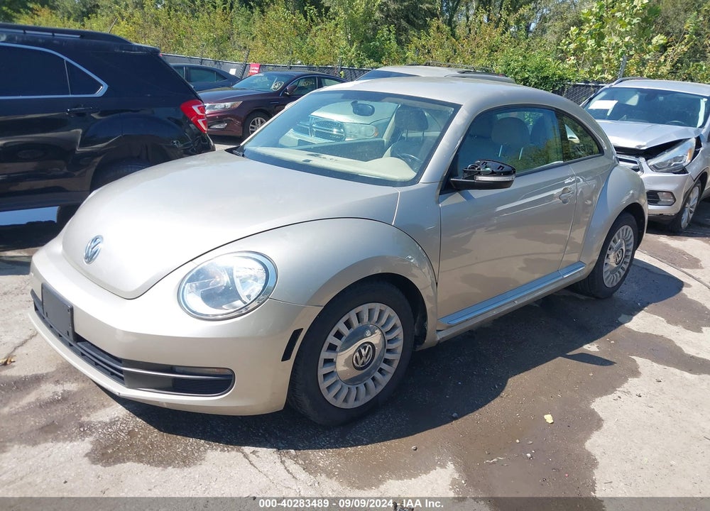 2013 VOLKSWAGEN BEETLE 2.5L VIN: 3VWJX7AT1DM679522