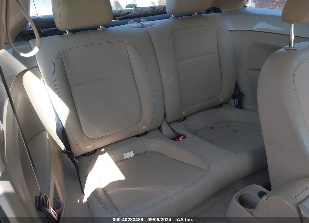 2013 VOLKSWAGEN BEETLE 2.5L VIN: 3VWJX7AT1DM679522