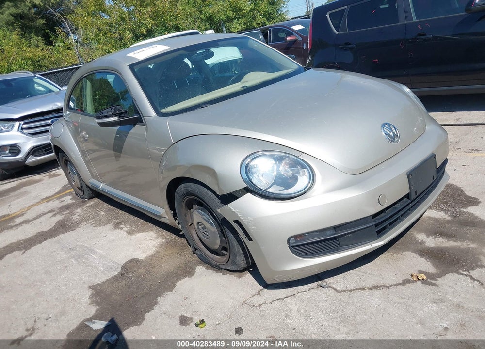 2013 VOLKSWAGEN BEETLE 2.5L VIN: 3VWJX7AT1DM679522
