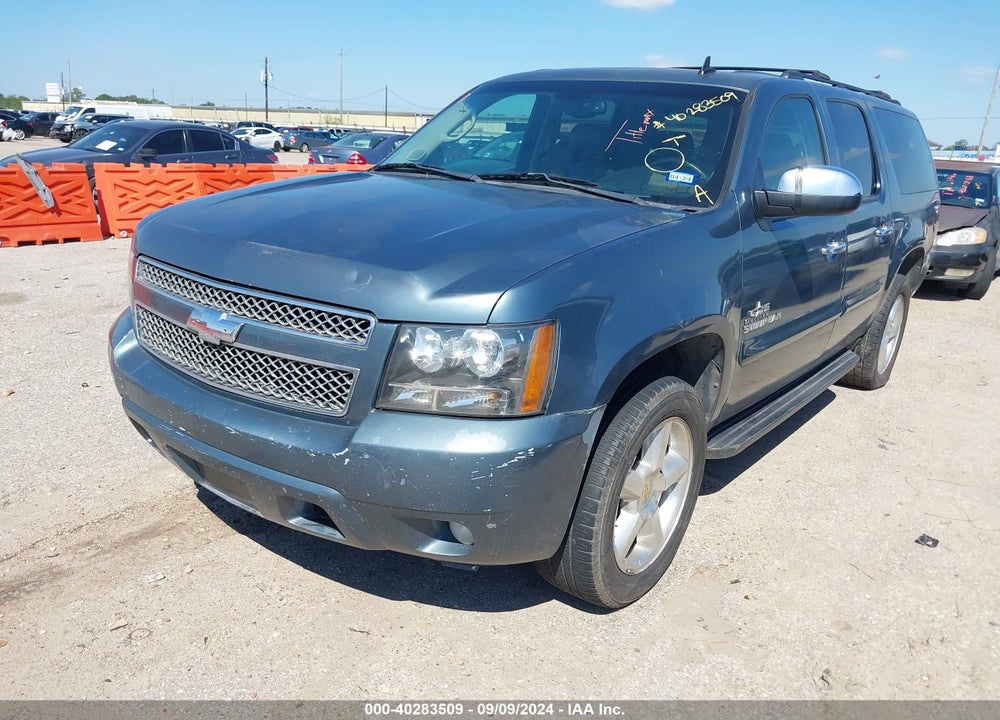 2010 CHEVROLET SUBURBAN 1500 LT1 VIN: 1GNUCJE00AR174307