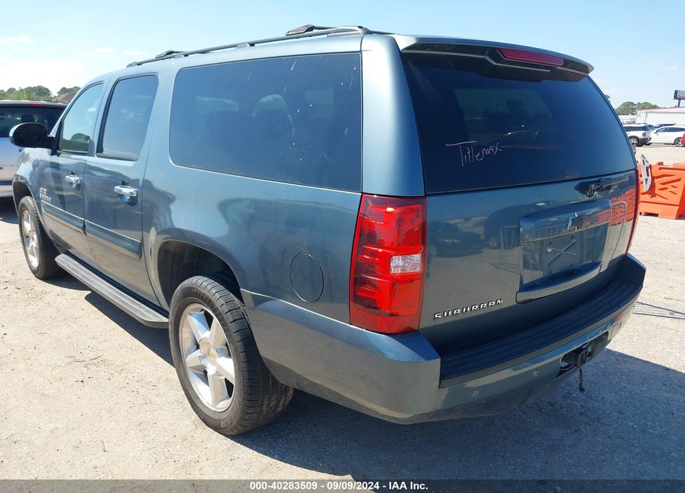 2010 CHEVROLET SUBURBAN 1500 LT1 VIN: 1GNUCJE00AR174307