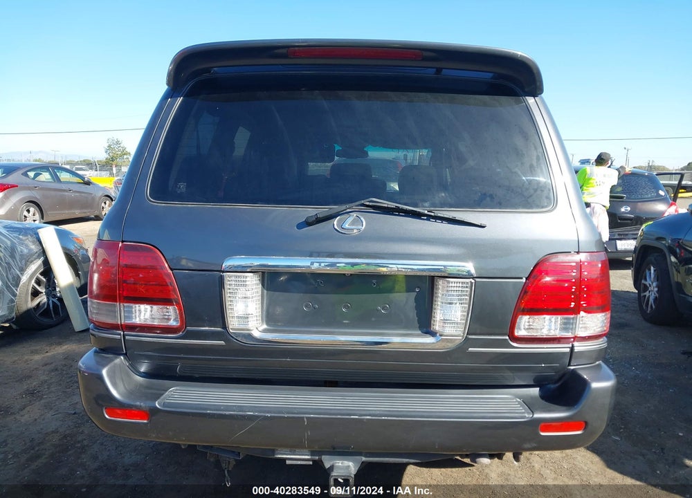 2006 LEXUS LX 470 VIN: JTJHT00W764011929