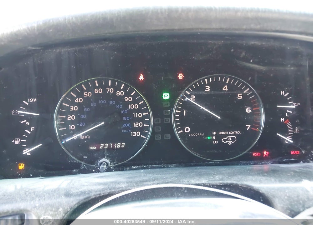 2006 LEXUS LX 470 VIN: JTJHT00W764011929